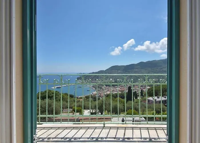 Andromeda Flexyrent Apartament Rapallo